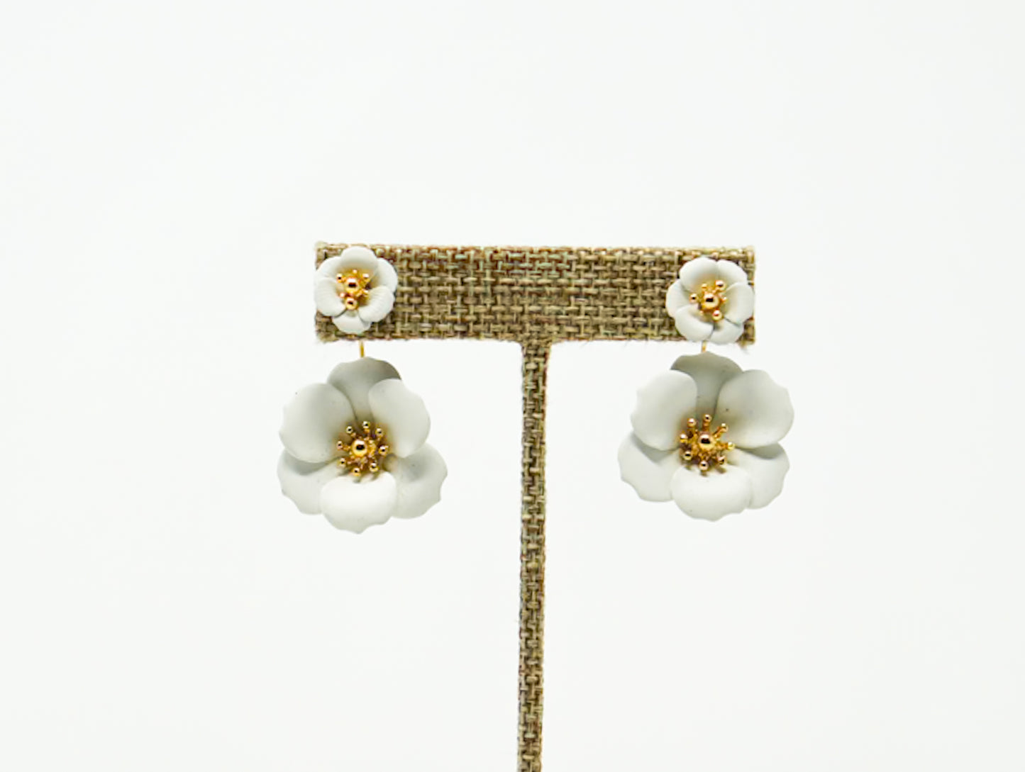 WHITE IVORY AND GOLD ENAMEL FLOWER EARRING