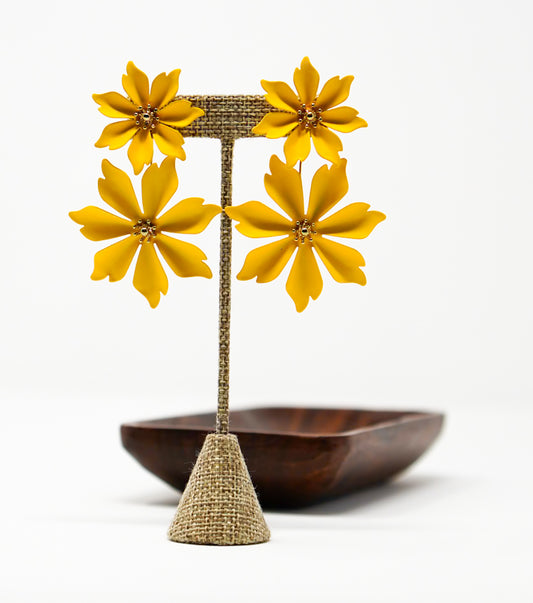 YELLOW DOUBLE FLOWER ENAMEL